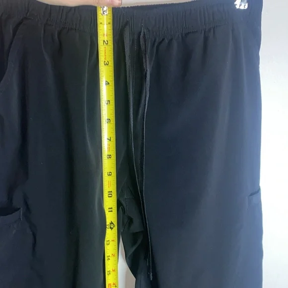 🌵Black scrub bottoms with original drawstring and pockets! - Picture 6 of 8